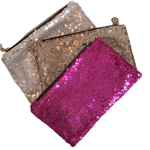 Handbags - Sequin Zippered Clutch NWOT